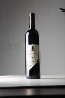 探索拉菲2008 从顶级佳酿到服装服饰零售的品牌跨界之旅